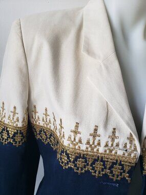 Vintage Bloomingdale's Ivory and Navy Embroidered Blazer Jacket